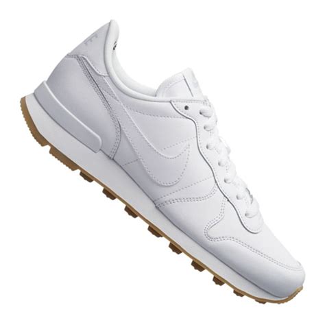 nike schuhe weiß leichtes material|Weiss Nike Schuhe .